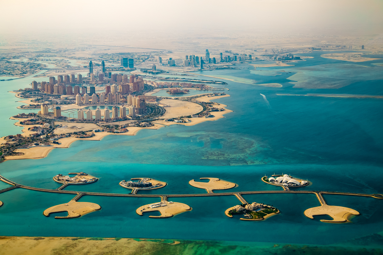 Qatar: Visa-on-Arrival Holders Must Exit to Change Status