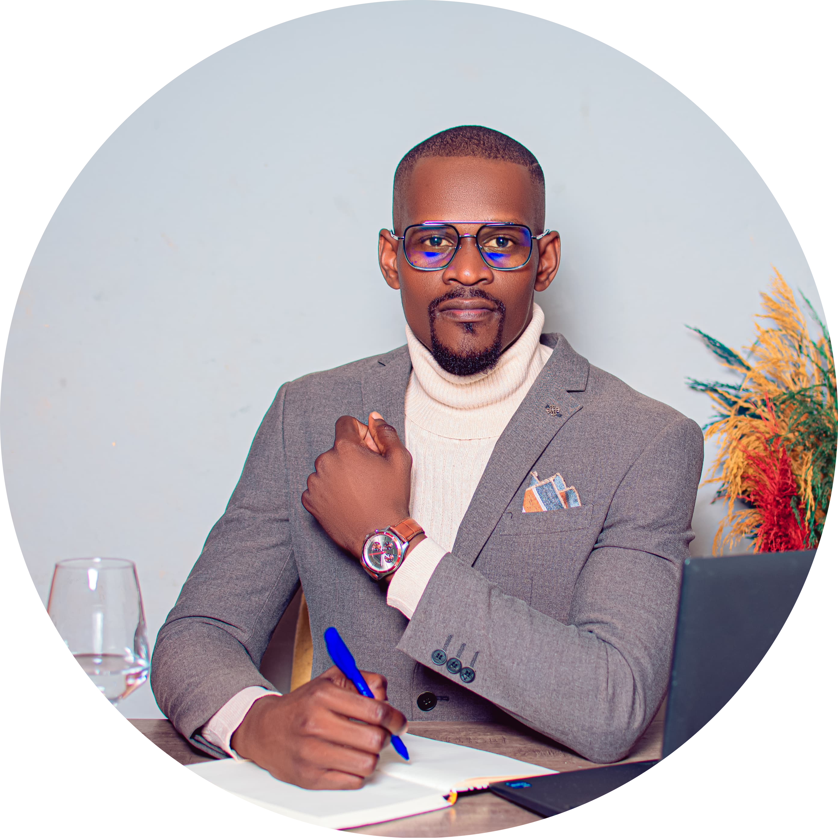 Go to the profile of Richad Vidamão