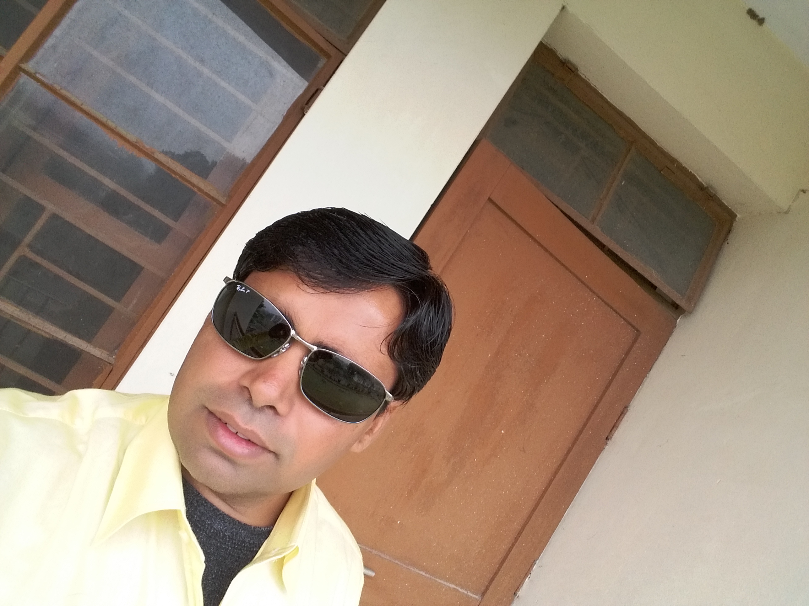 Go to the profile of Gulab Singh Yadav