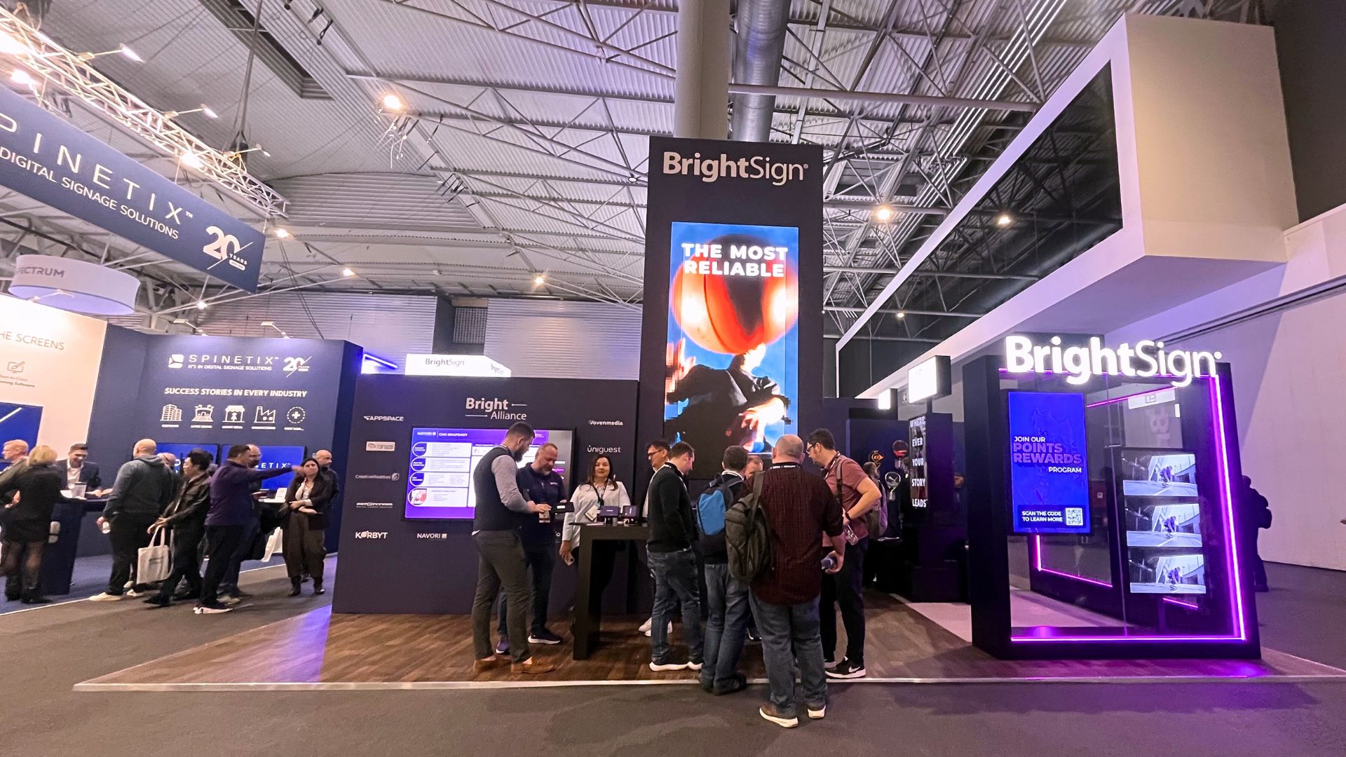 LEDDREAM GROUP acompaña a BrightSign en ISE 2026 con su tecnología LED que potencia el digital signage interactivo