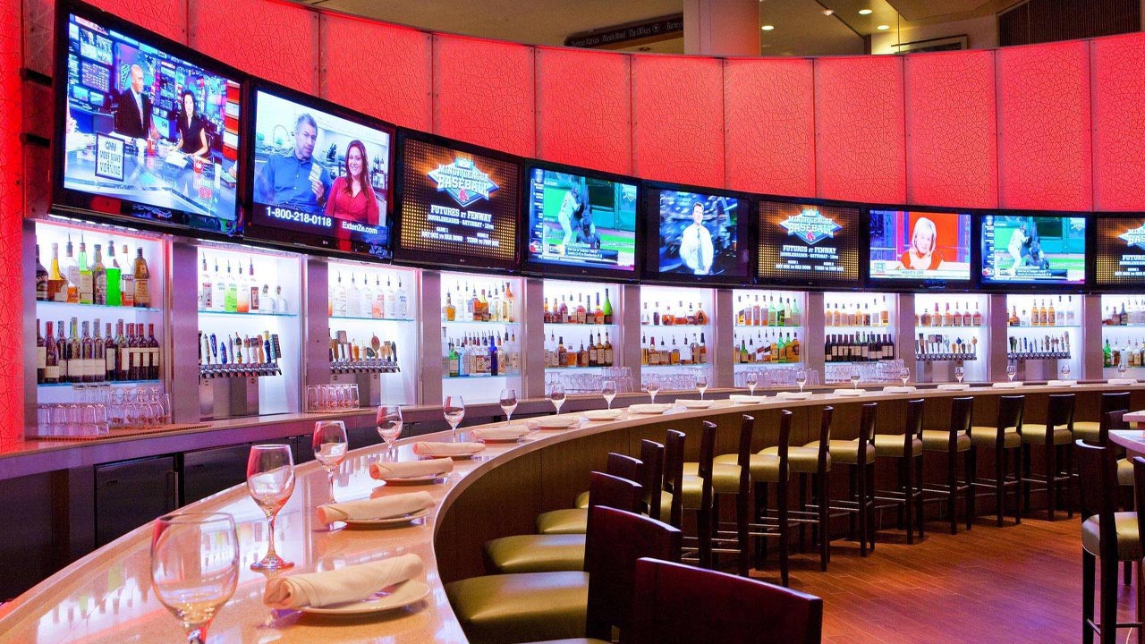 Five Ways Digital Signage Can Make Restaurants More Appetizing