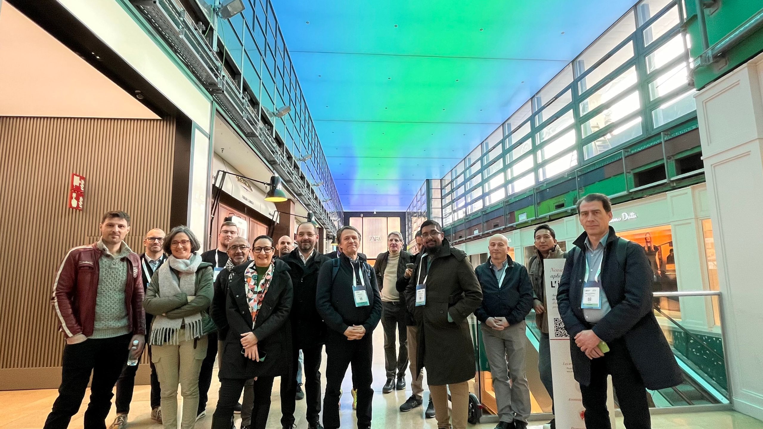 A huge digital lighting canvas spanning 1,100 sqm captivates at L'illa Diagonal Mall