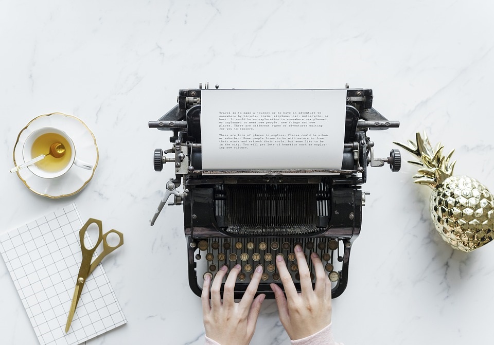 Is it really "publish or perish" for PhD students? 
