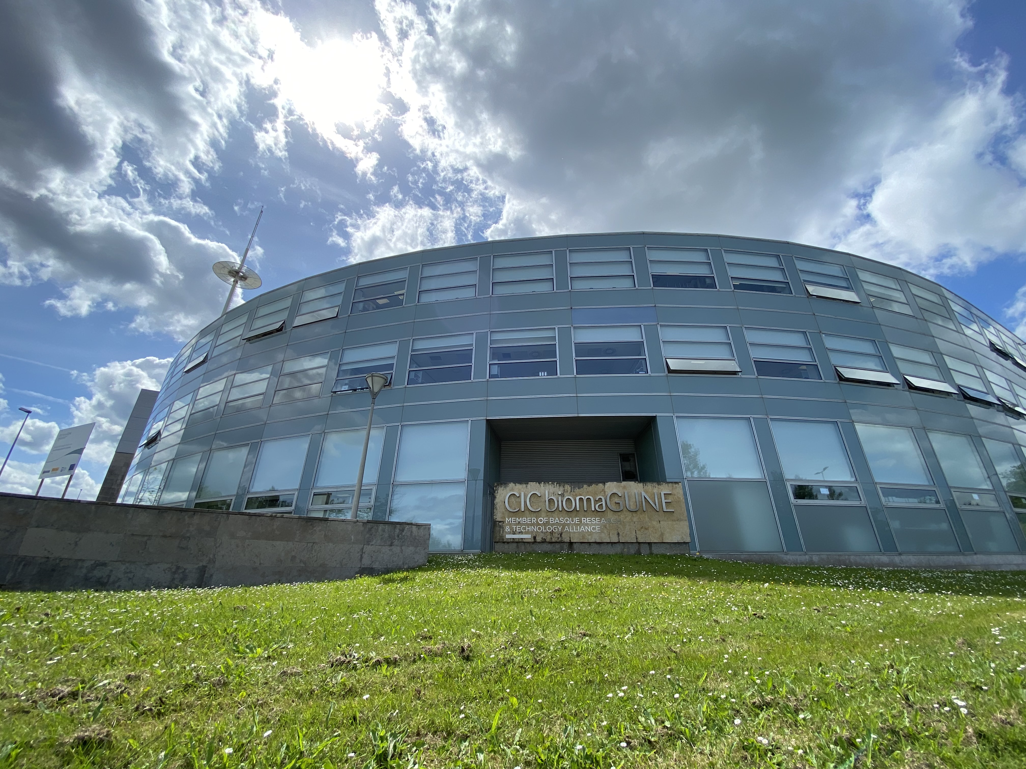 Visions: José M. Mato, Founder and General Director of the Centers for Cooperative Research in Biosciences (CIC bioGUNE) and in Biomaterials (CIC biomaGUNE), Spain