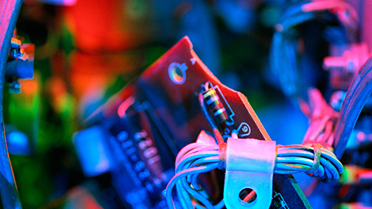Editors' Highlights in Devices, AI and more