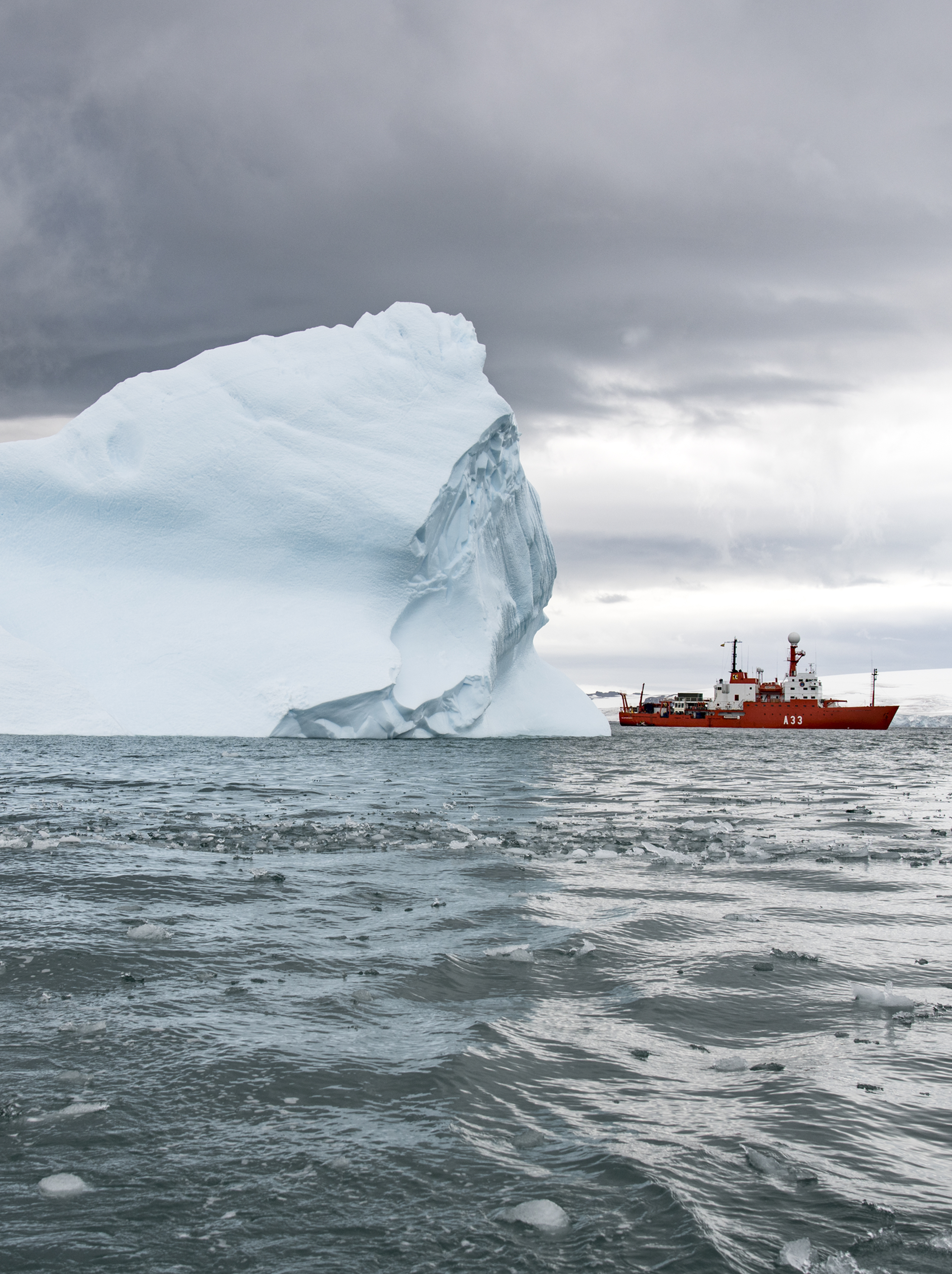 Birth of the modern Antarctic Circumpolar Current 