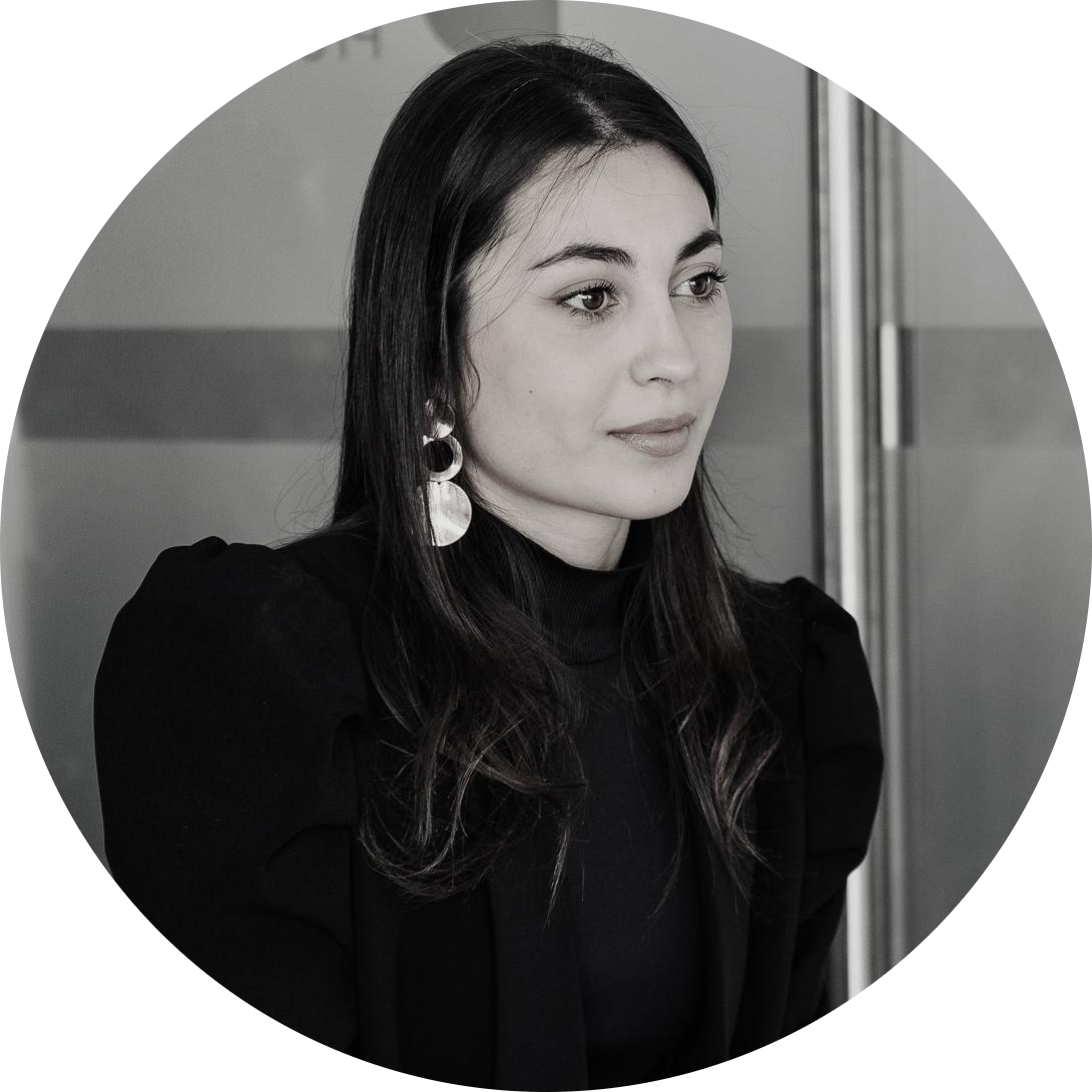 Go to the profile of Carolina Zarate