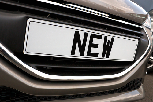 Do I have to register my motor vehicle in another EU country?