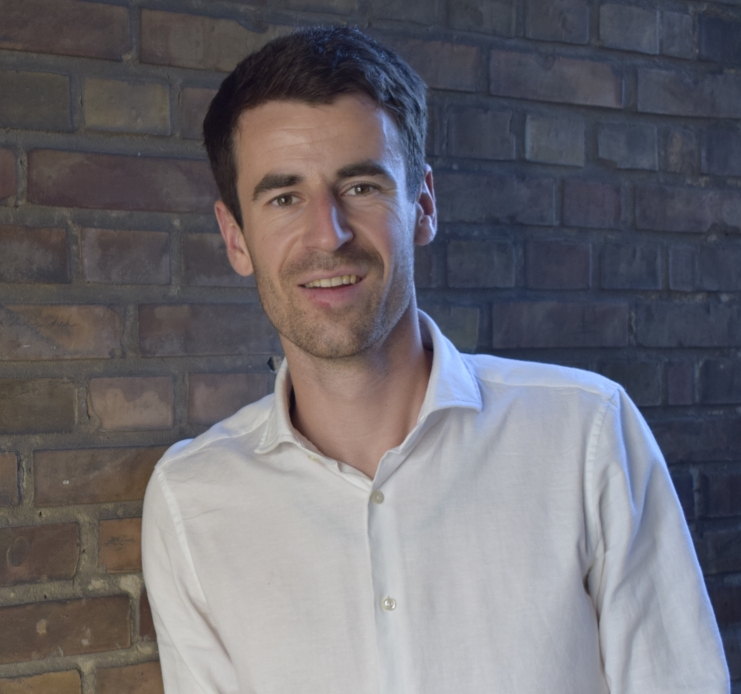 Go to the profile of Felix Laumann