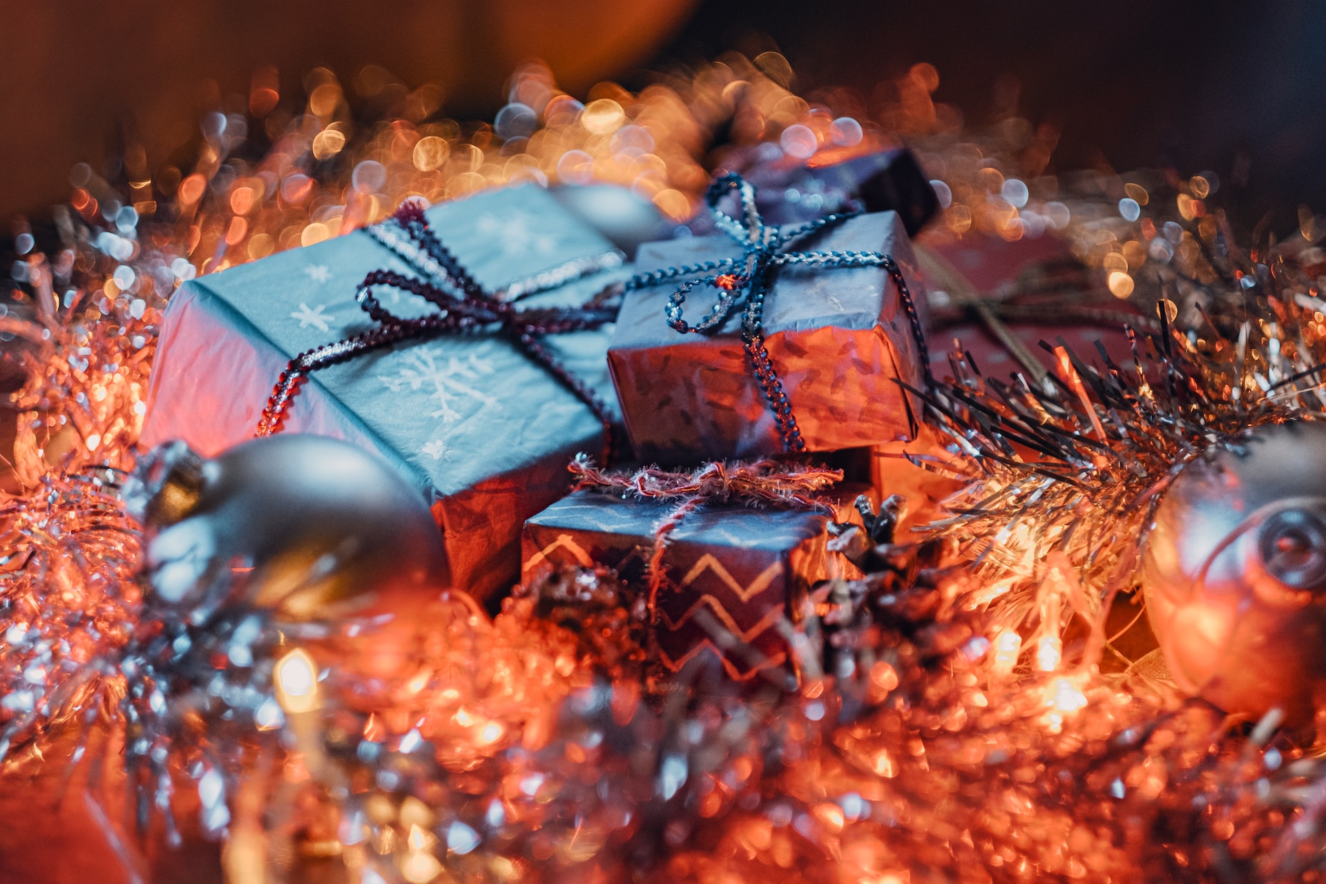 Gifts with festive sparkle