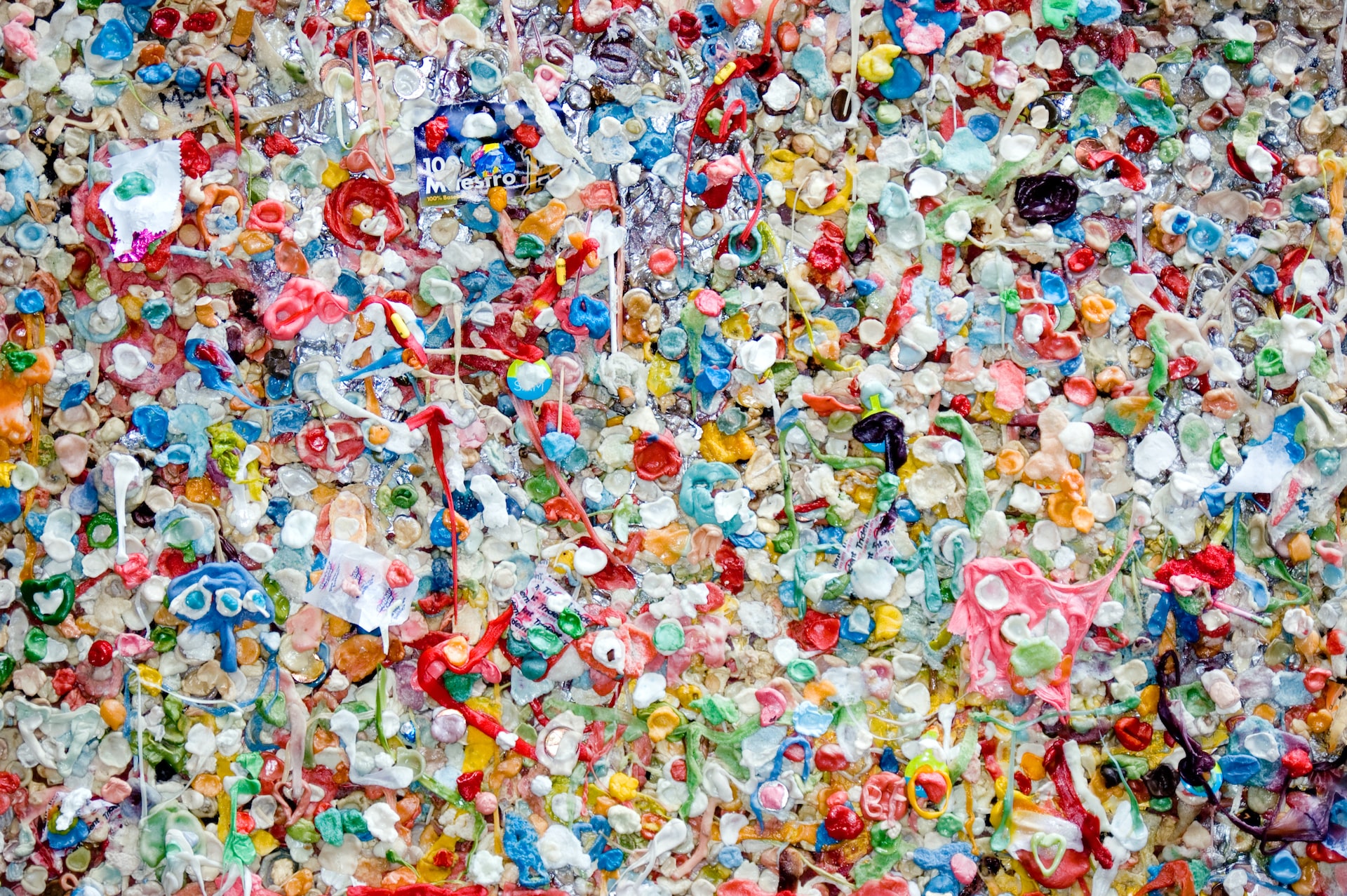 How can bioplastics contribute to diminish plastic pollution?