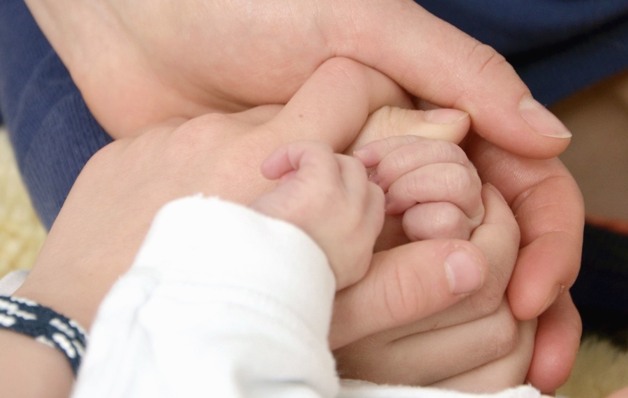 Increased empathy and Schadenfreude in parents of newborns
