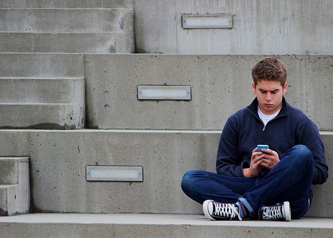 Educational implications of attention and distraction in teenagers