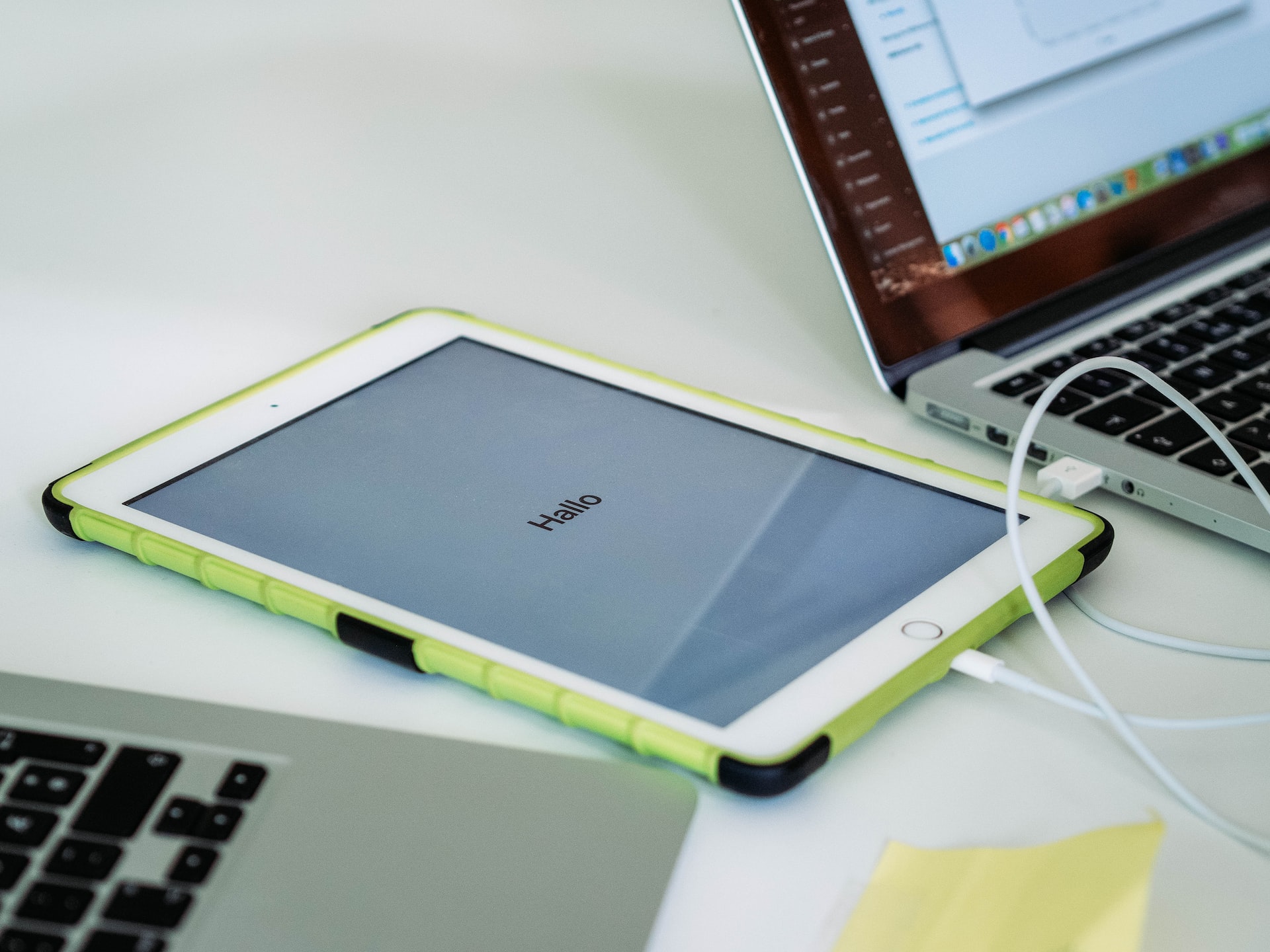 Gain recognition for your innovations using digital tools in science education