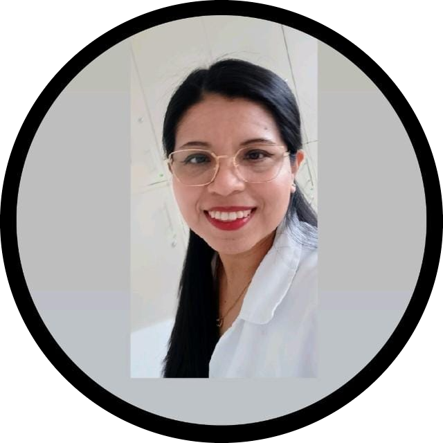 Go to the profile of Aura García