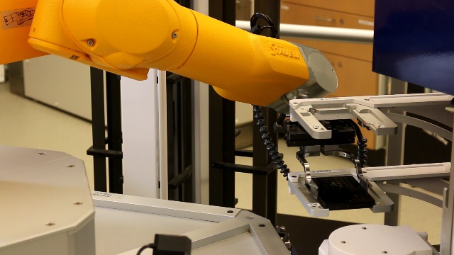 Robotically handled whole-tissue culture system for the screening of oral drug formulations