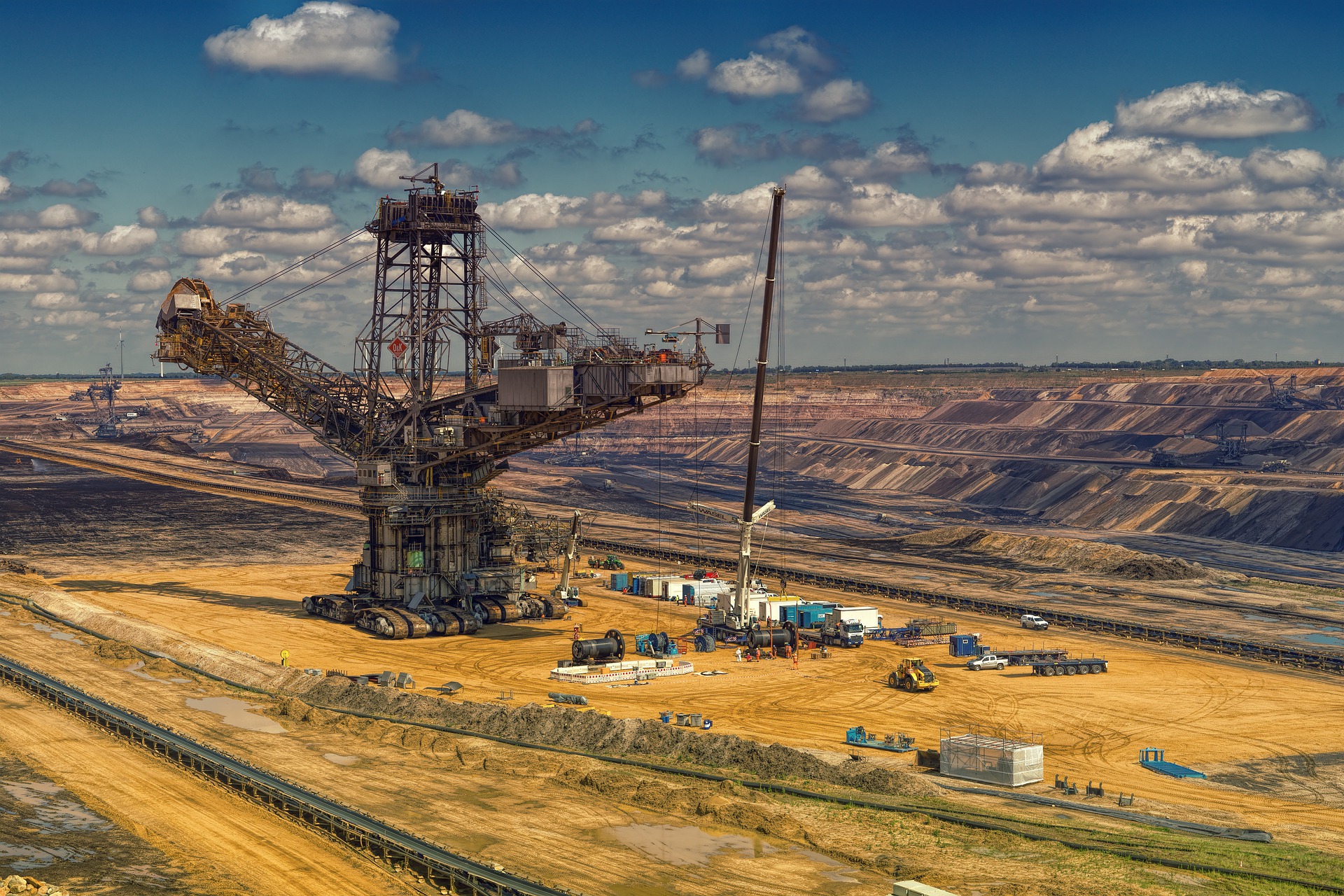Unprecedented energy use since 1950 transformed our planetary environment and humanity’s geologic footprint