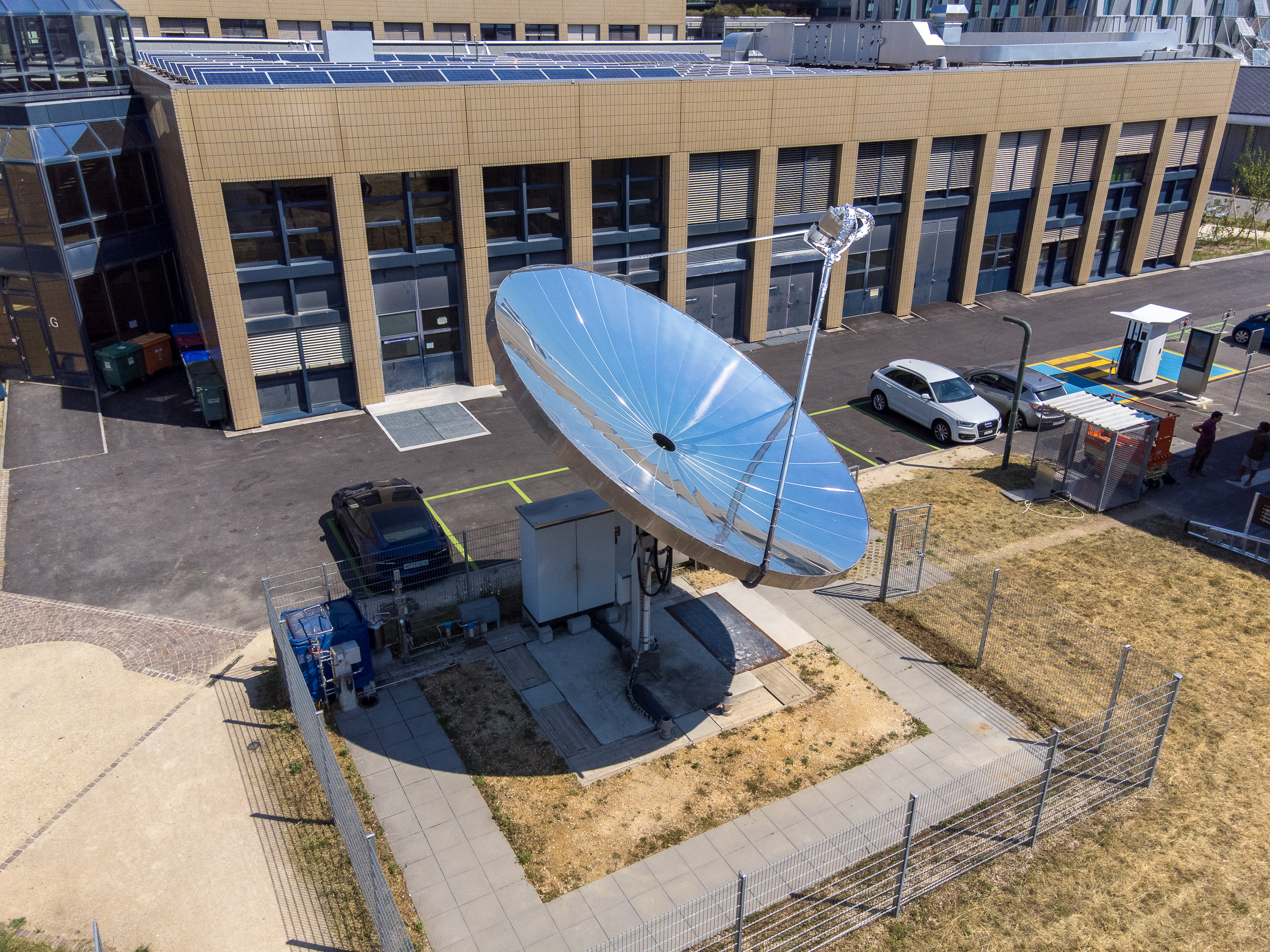 Harnessing the power of the sun to produce hydrogen, oxygen and heat
