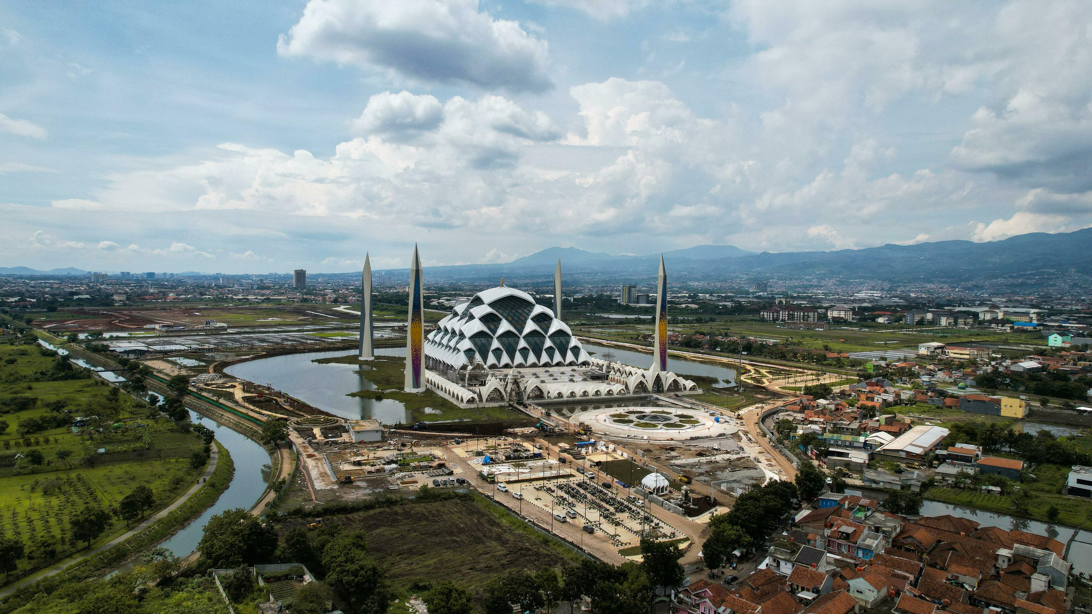 Poster: Urban Heritage Conservation and Sustainable Development in Bandung, Indonesia