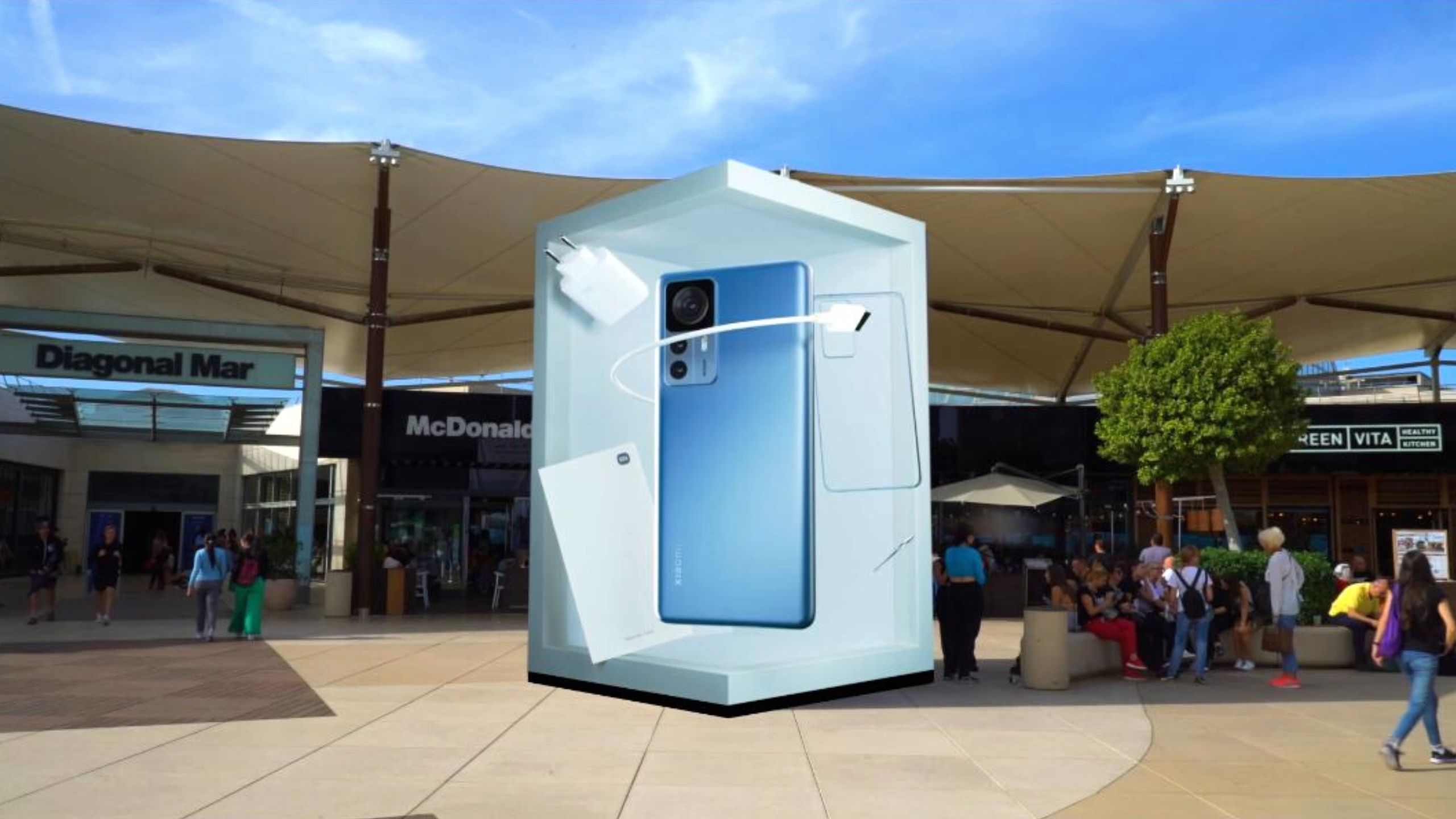 The new Xiaomi 12TPro in anamorphic 3D revolutionizes Barcelona