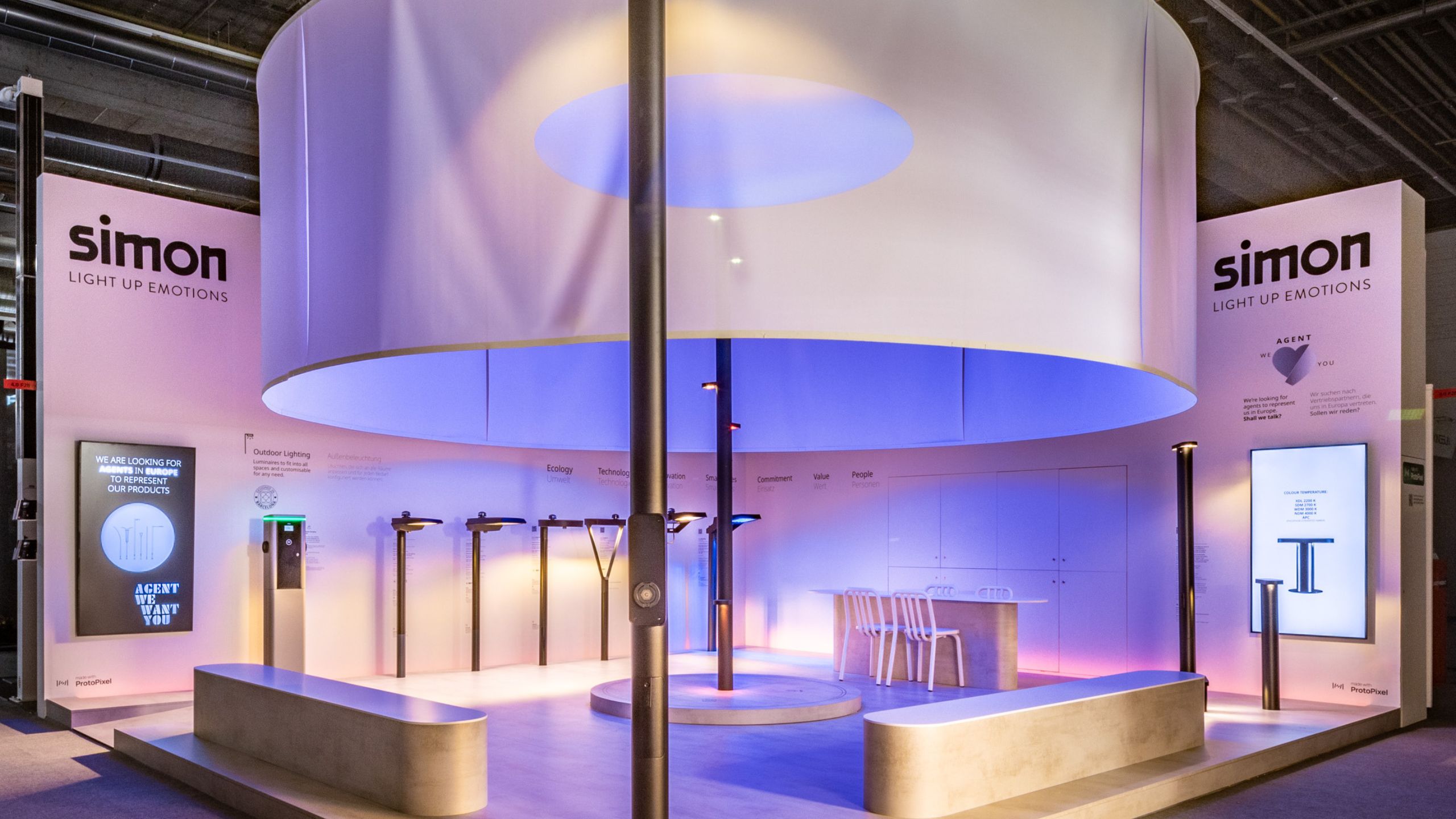 Simon unveiled Organic Light