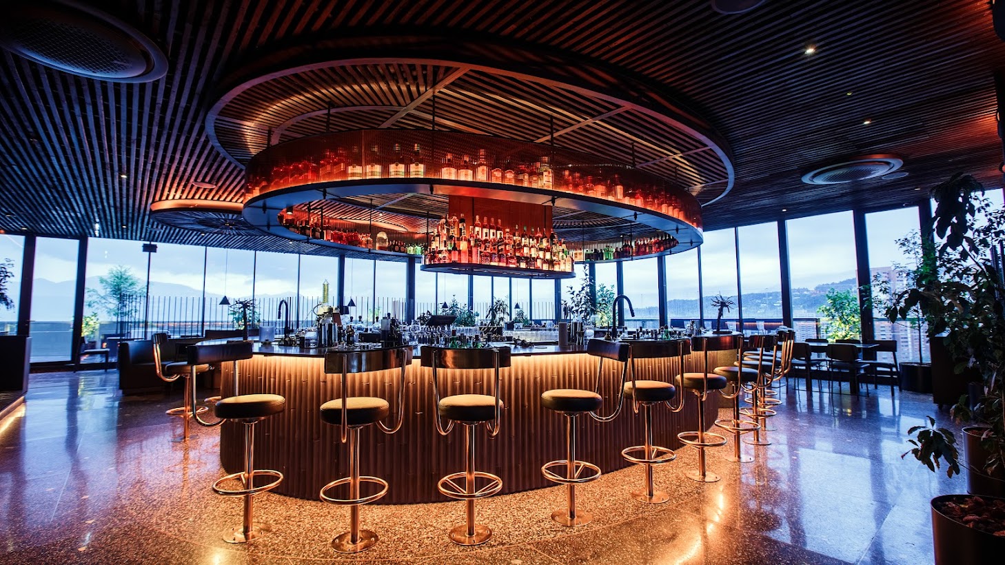 UN RESTAURANTE CON FUEGO - LA MAMBA