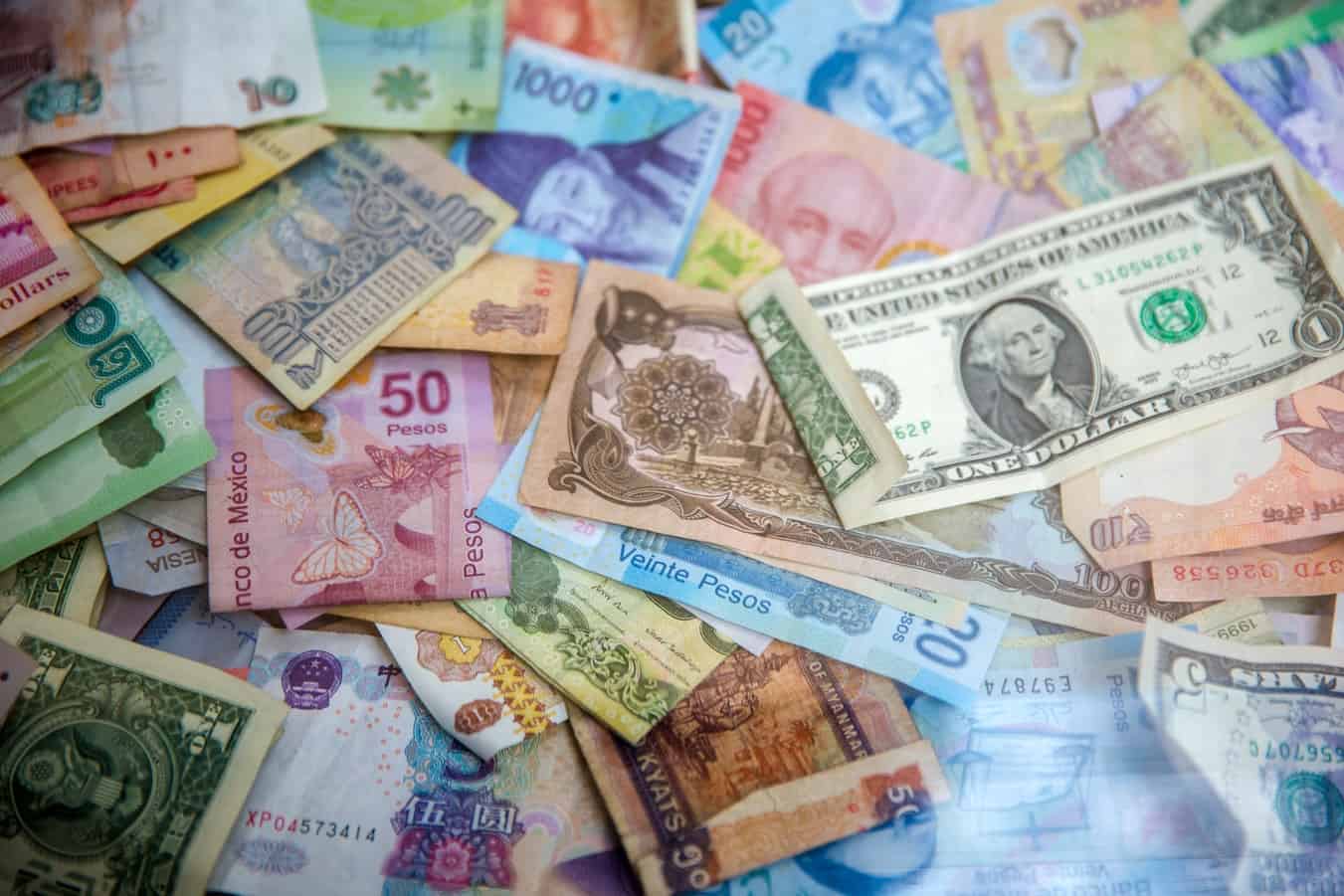 How to Pay Your Foreign Employees: A Guide for US Employers