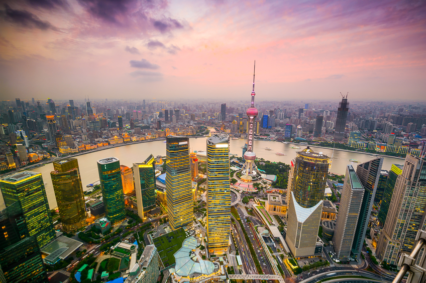 How can HR enable their organization to develop a ‘global mindset’?