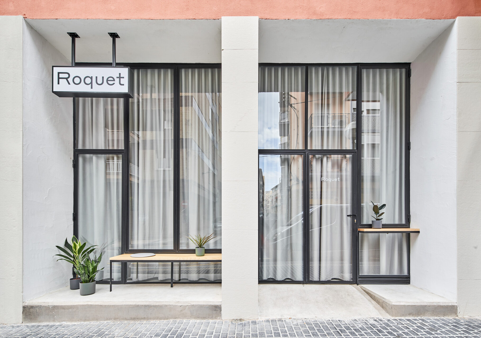 ISINAC Curtains: Less Noise, More Comfort