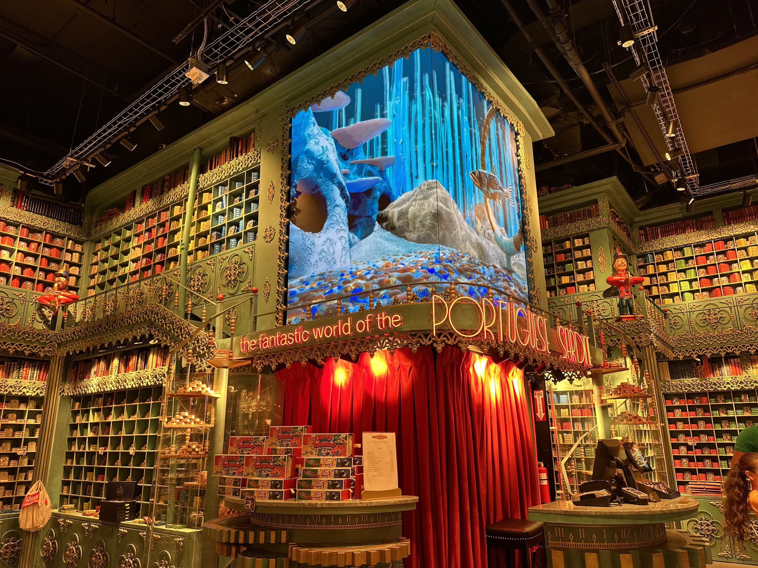 Mastering the Unexpected: A Times Square Indoor LED Transformation