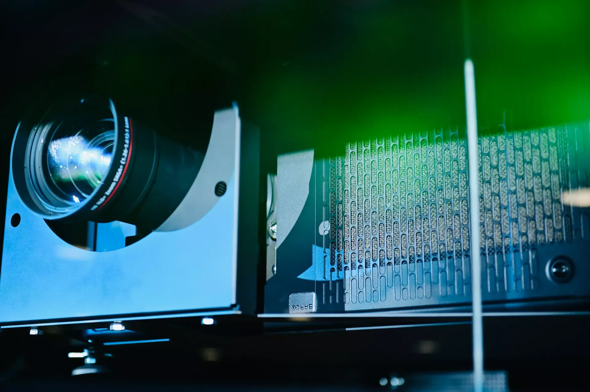 Upgrade Your Barco Projector: Trade-In Program for New Models | AVENDOR
