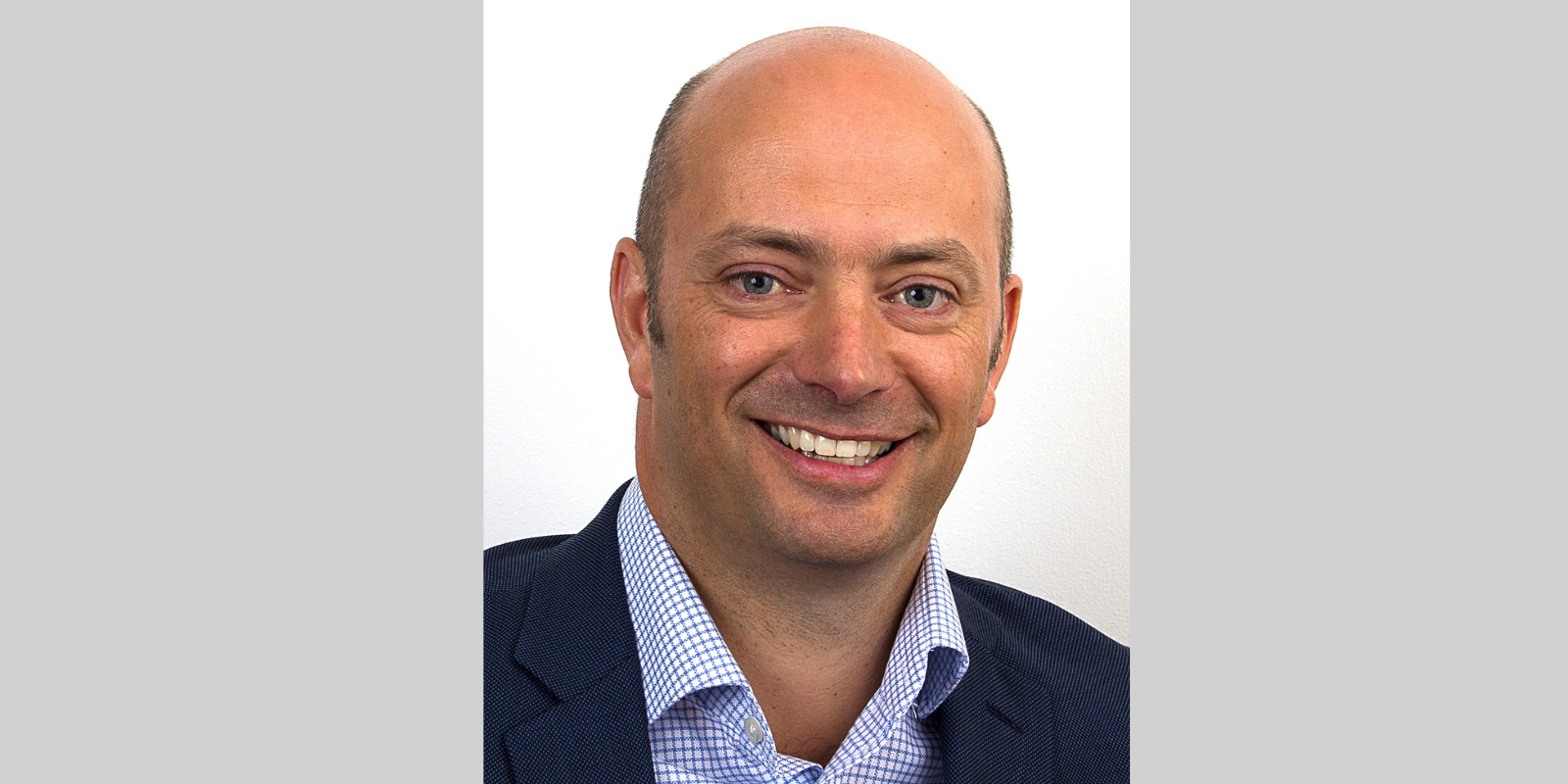 Stephen Crosbie, Managing Director – Adviser Platform, Aegon