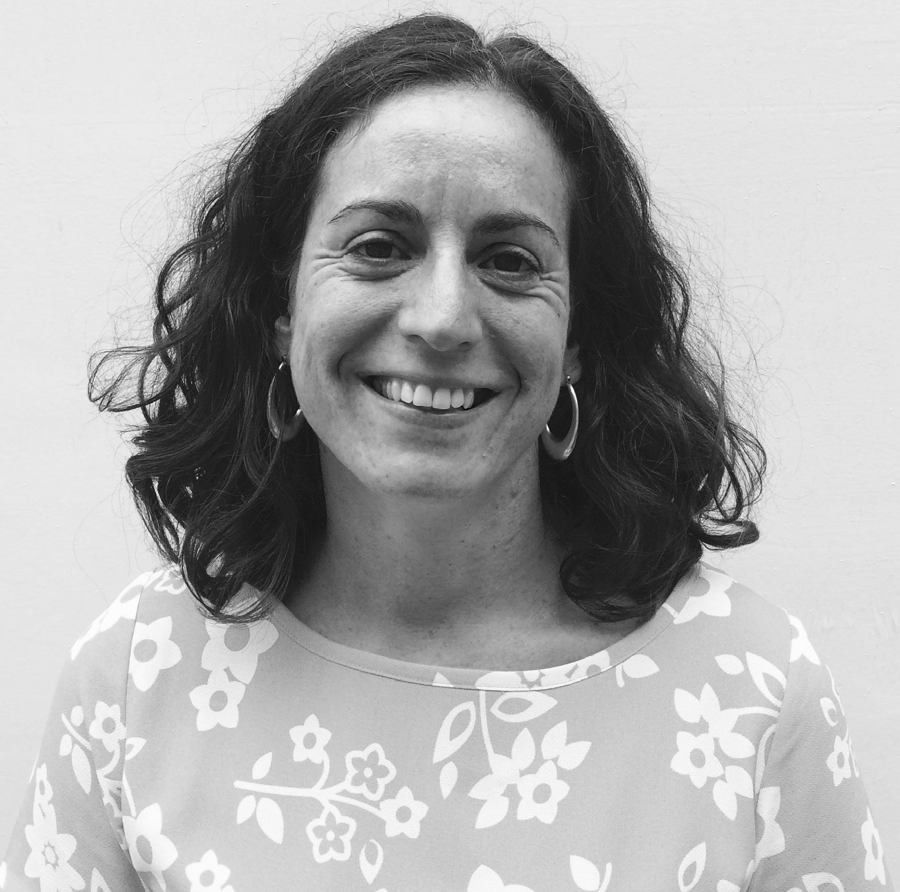 Go to the profile of Nonia Pariente