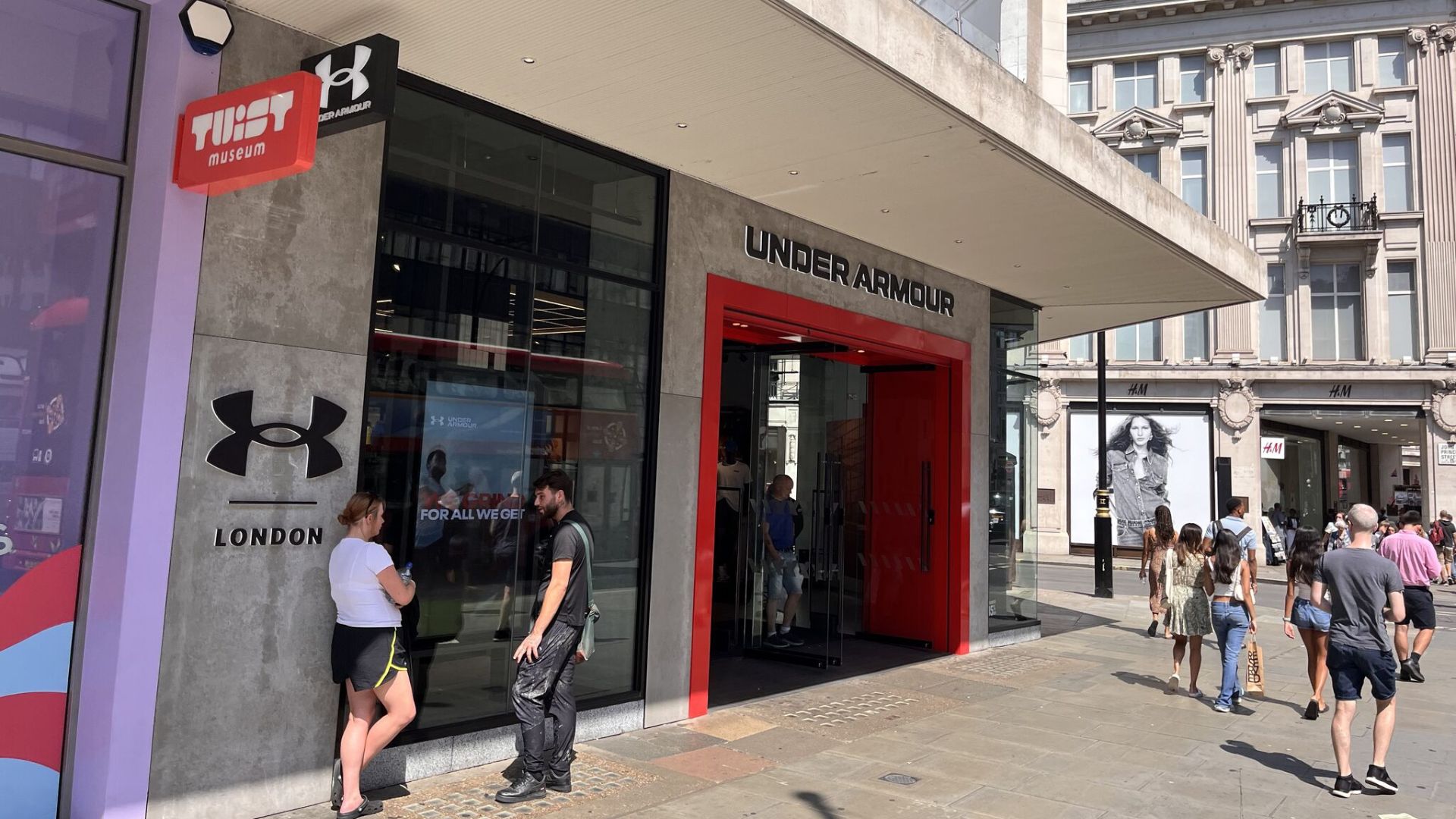 Under Armour Counted on LEDDREAM Group for the Opening of its Flagship Brand House on Oxford Street, London