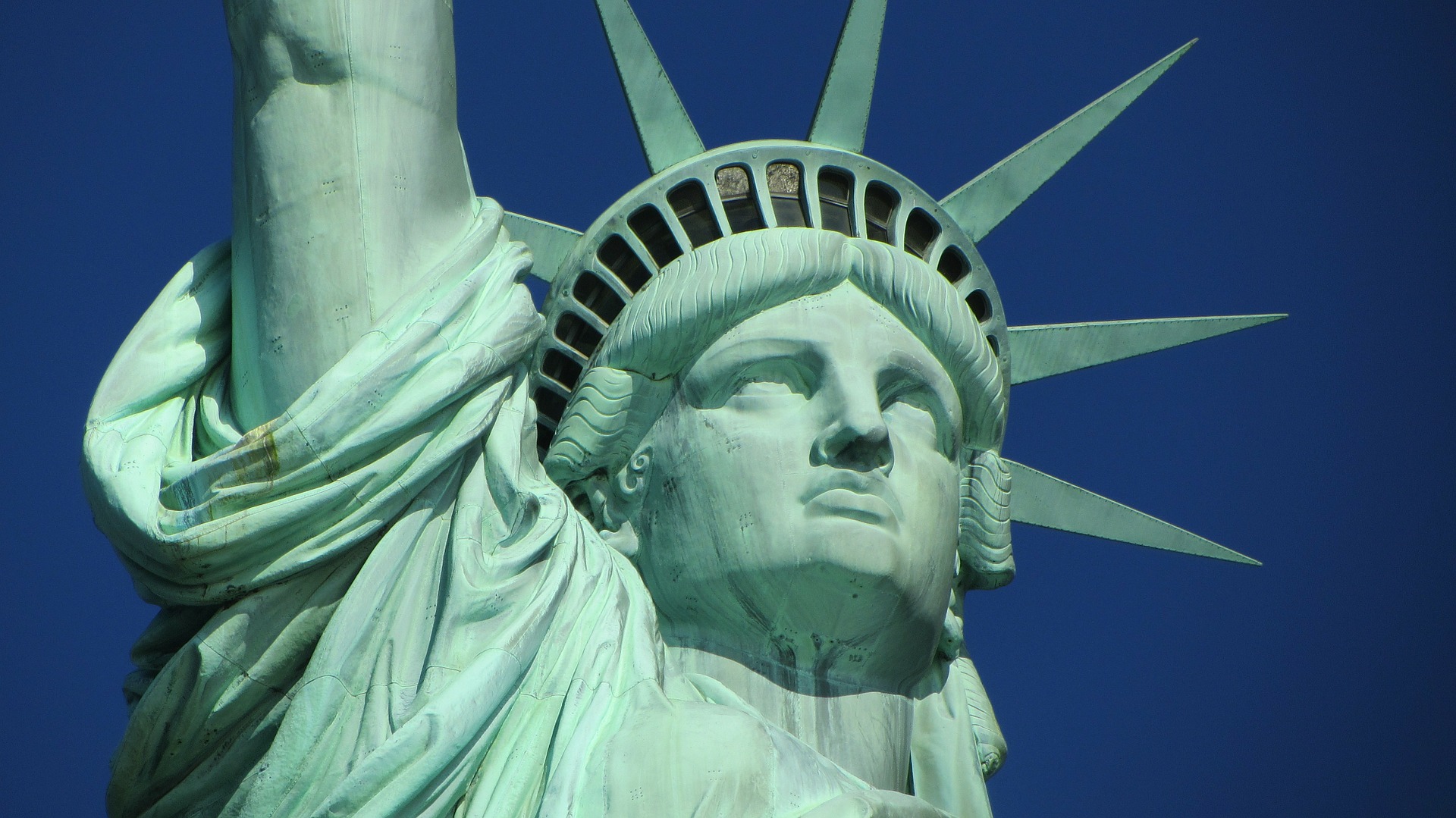 How a Simple Nudge Increased Applications for US Citizenship