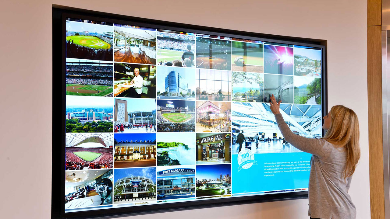 Keeping Residents Informed with a Modern Digital Signage Solution