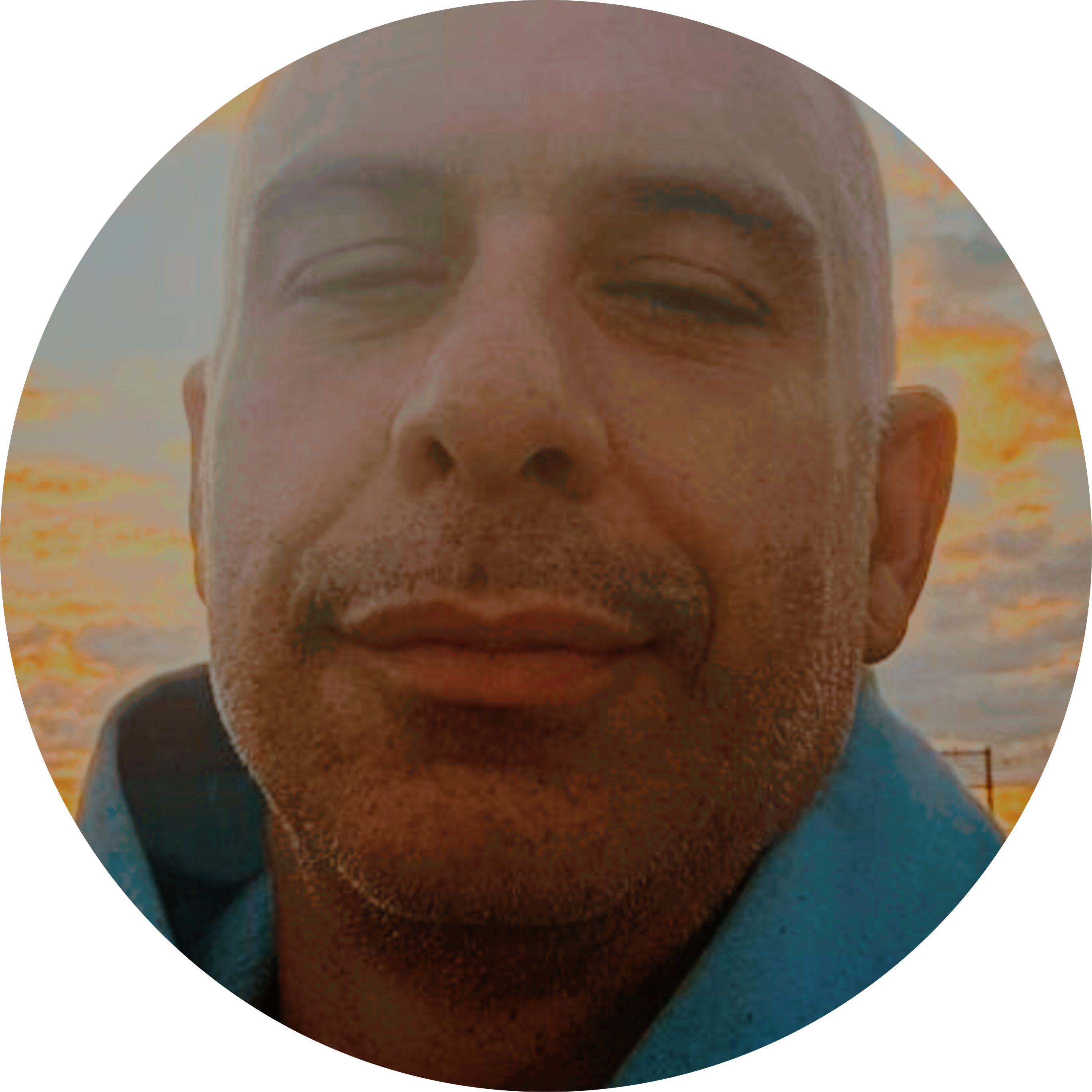 Go to the profile of Eder Müller Risso