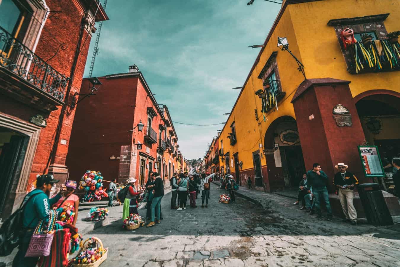 Work Permits and Visa Requirements in Mexico