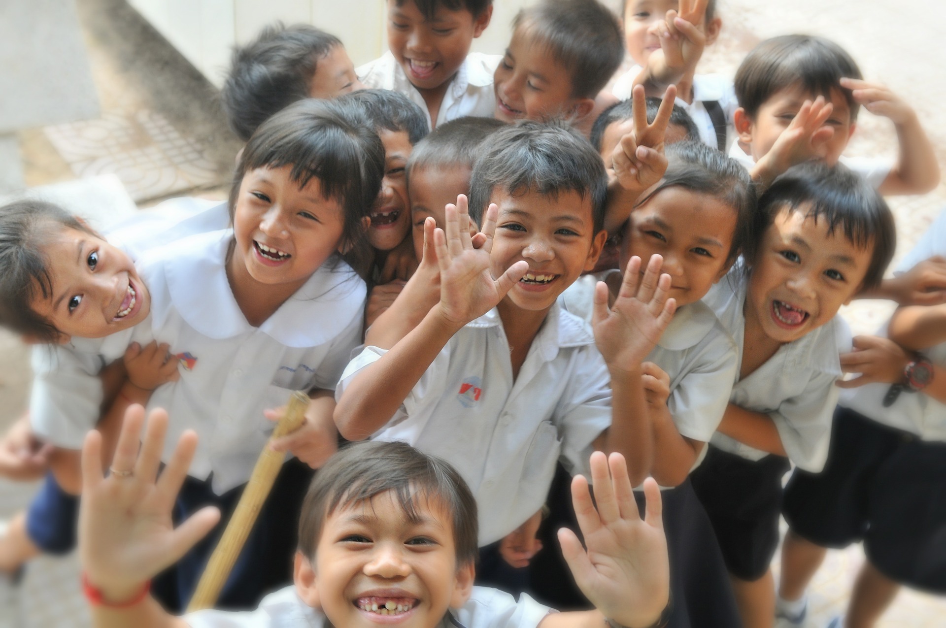 Singapore school girls are challenging stereotyped views about maths ability. 