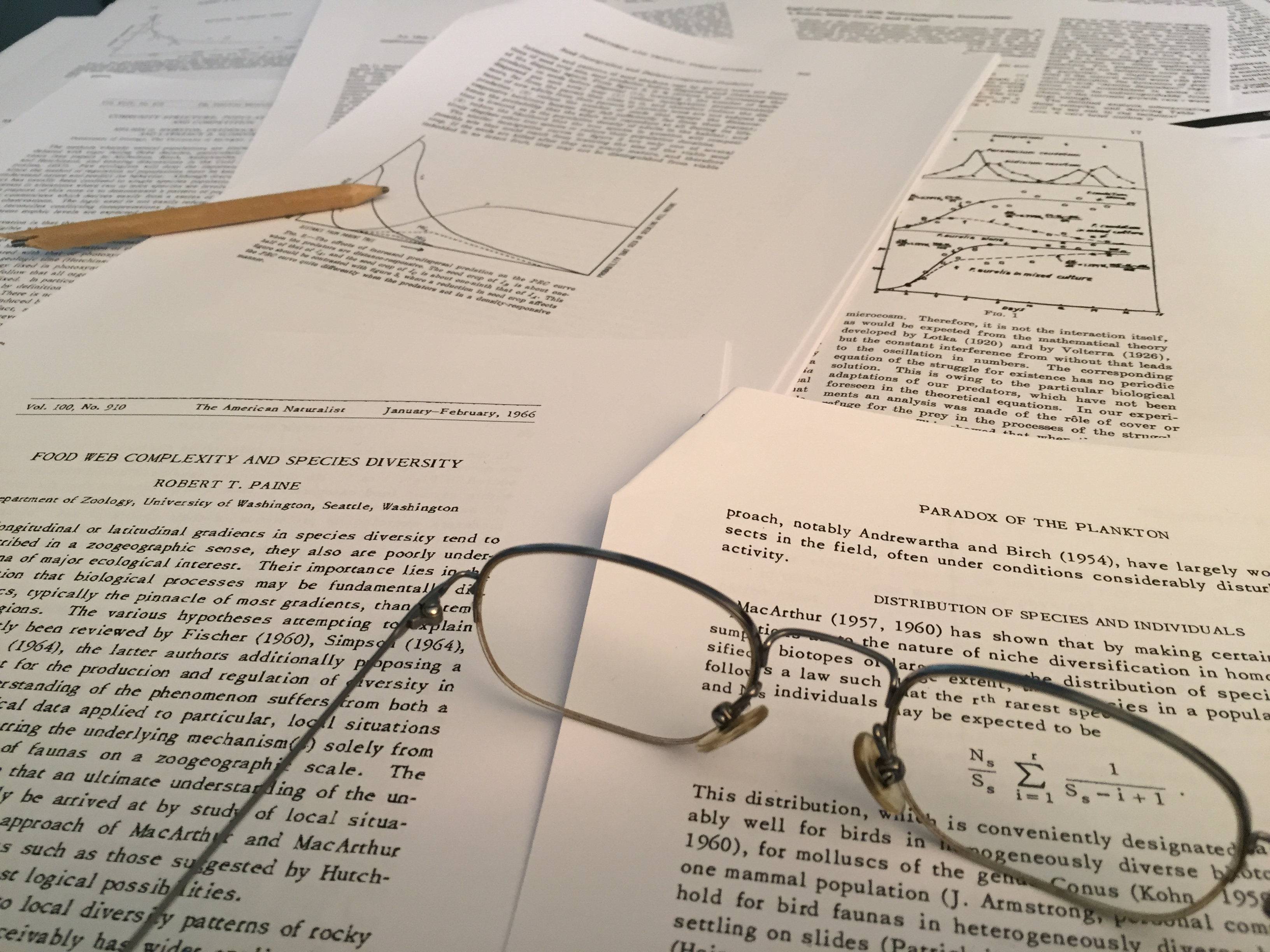 100 articles every PhD student should read
