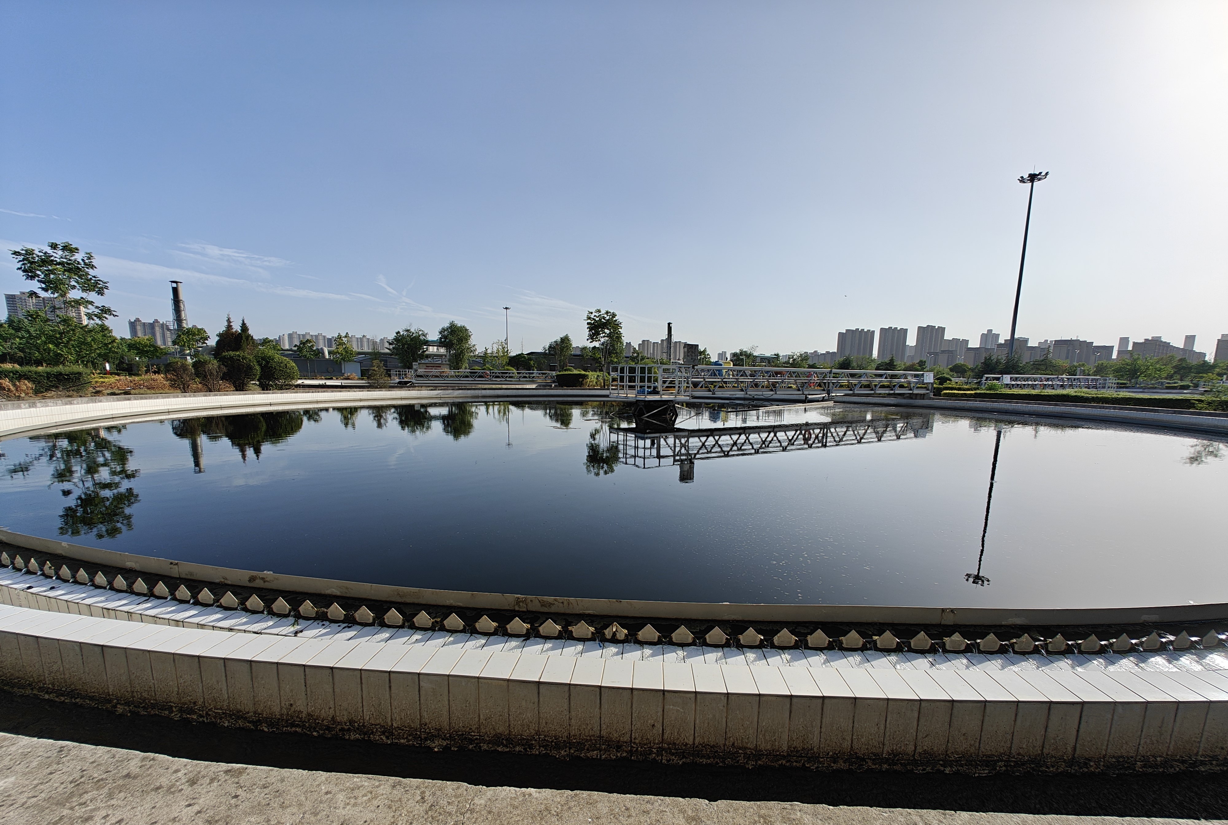 Data Driven Multiple Objective Optimization of AAO Process towards Wastewater Effluent Biological Toxicity Reduction