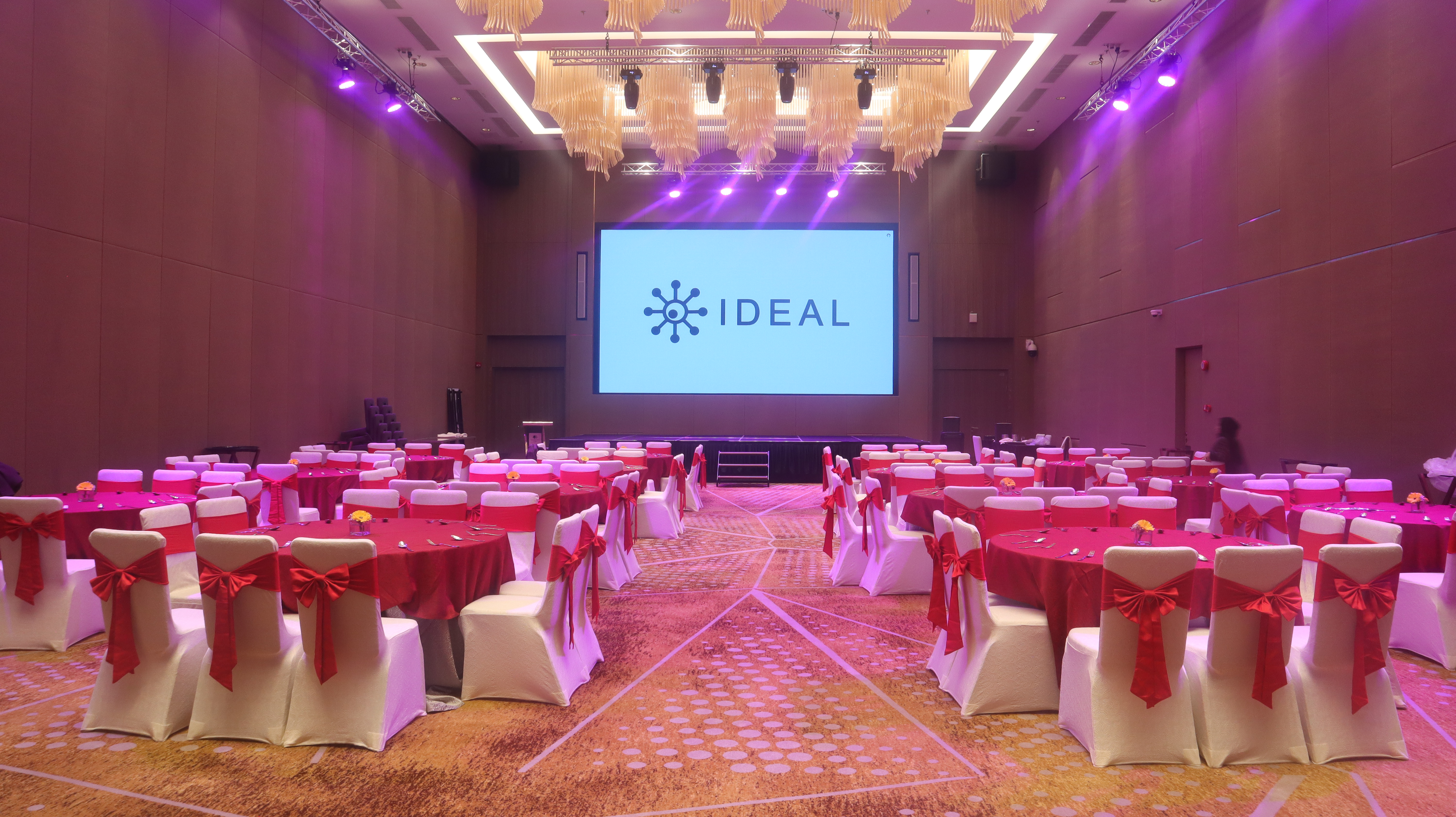 AV System for DoubleTree by Hilton 