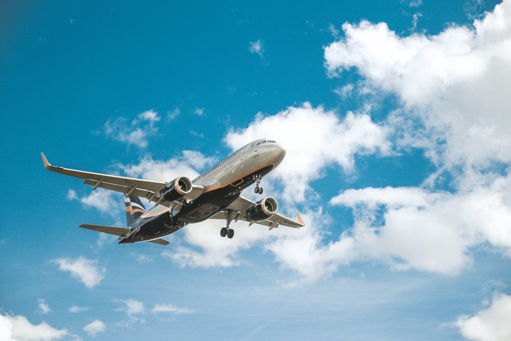 How to Pay Your Employee When They Relocate to a New Country