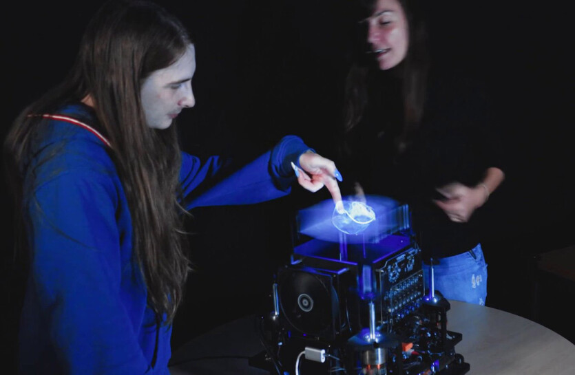 Spain has unveiled the world's first interactive 3D hologram