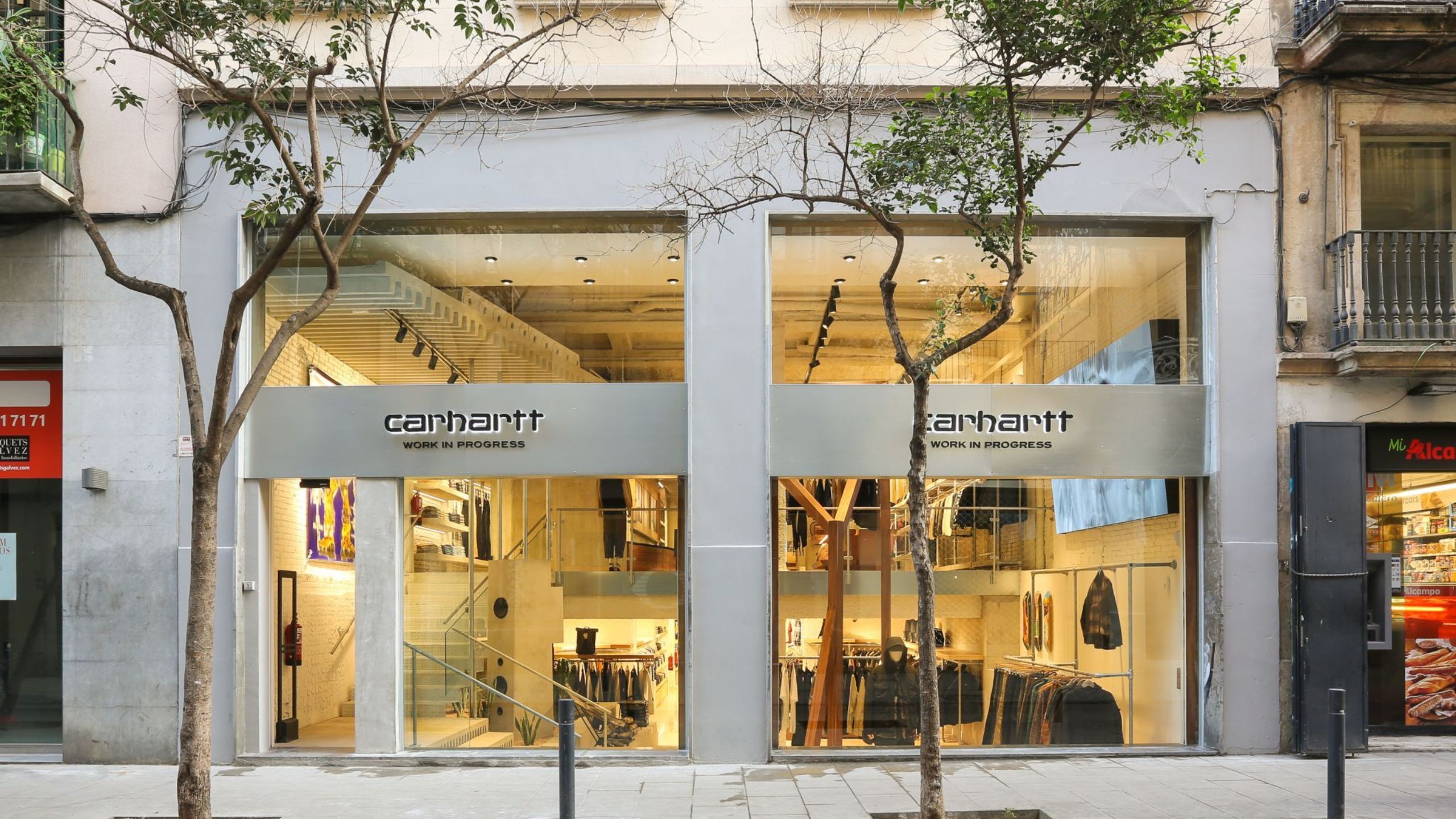 Carhartt WIP opens its second flagship store in El Born-Barcelona, in partnership with LEDDREAM