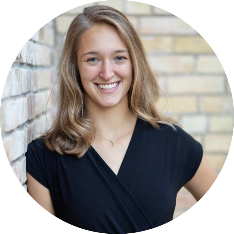 Go to the profile of Julia Goralsky