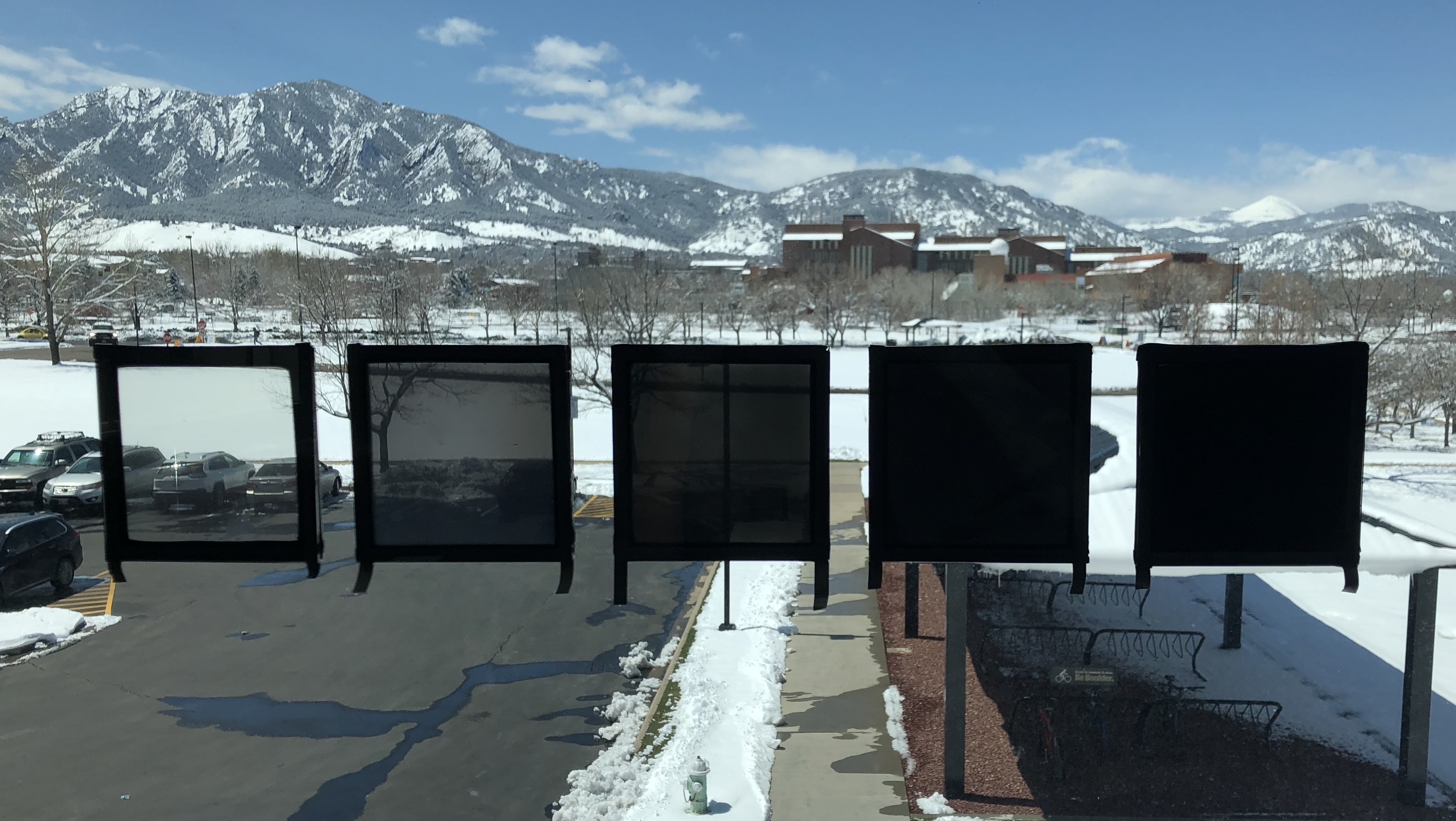 Using metals to master the Sun